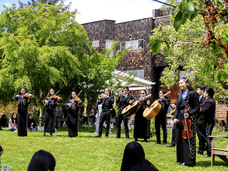 Meet Latinx Faculty - Life